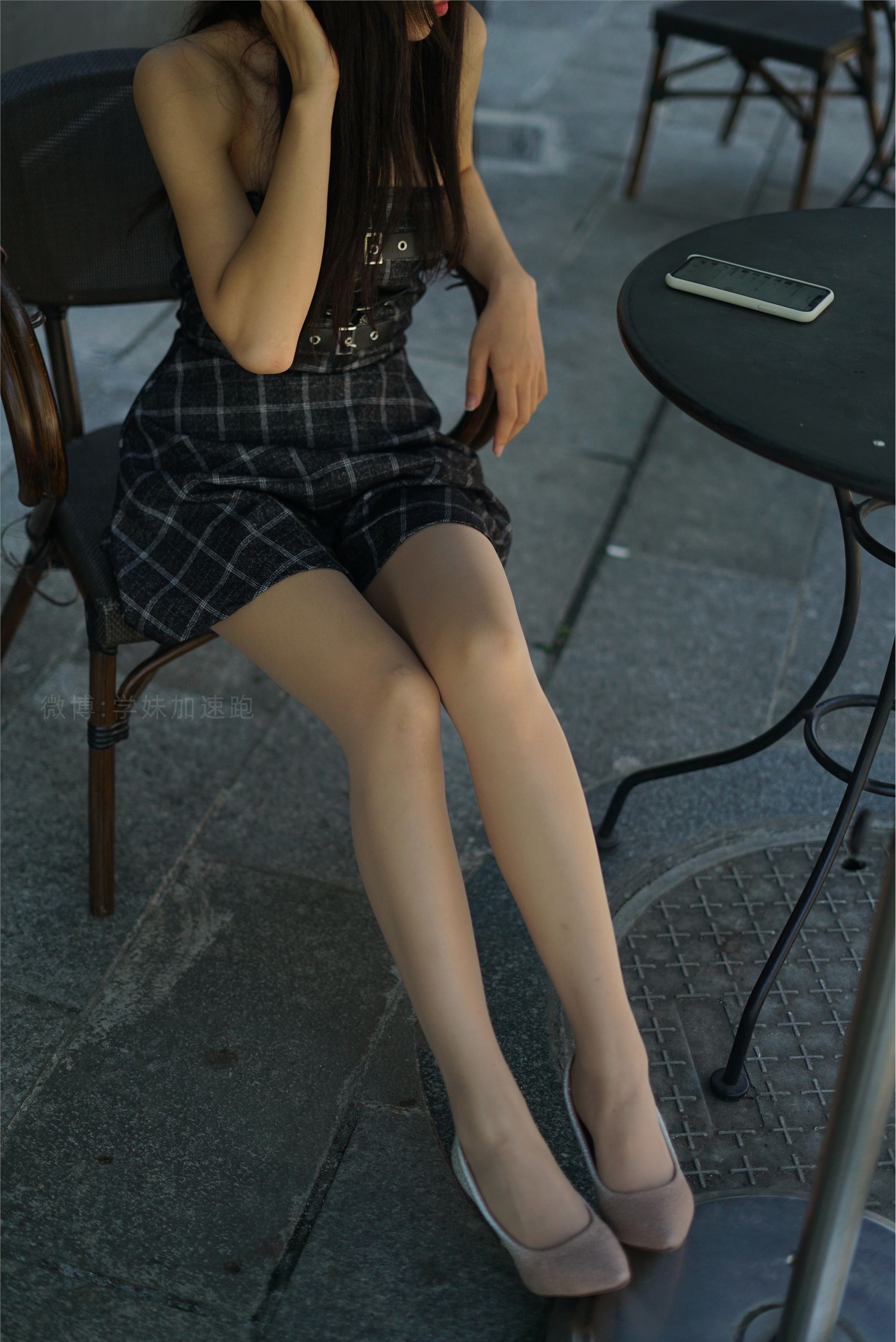 学妹加速跑 XM065《就是如此迷人-敏儿》